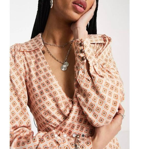 Free People NWT It Takes Two Geometric Print Collared Open Back Dress Size S - Picture 7 of 15